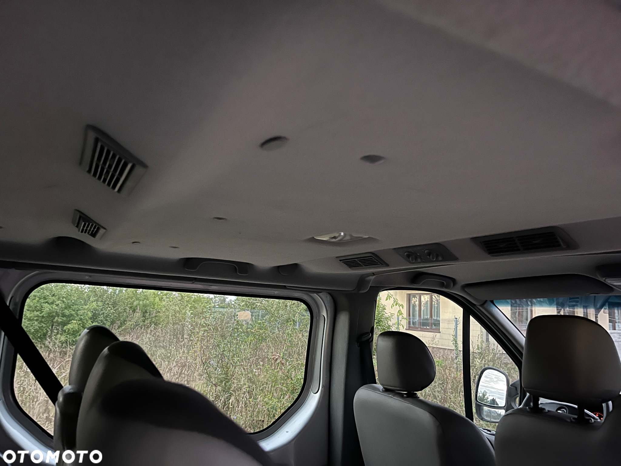 Opel Vivaro L2H1 2.9t - 11