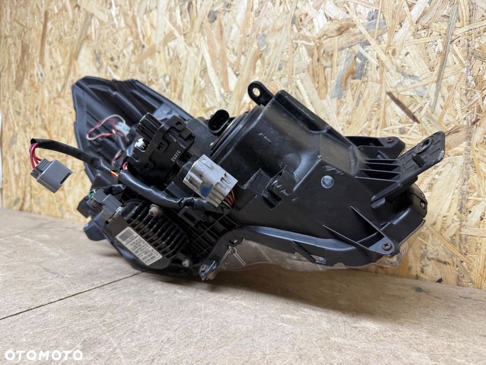 LAMPA LEWA PRZÓD SUBARU XV XENON LED STANLEY P9934L - 16