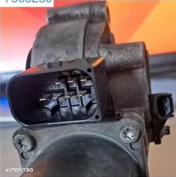 Motoras actuator bmw X5 E53 facelift ( pt cutia de transfer xdrive - cuplare tractiune fata ) sistem de cuplare 4x4 E83+LCI E53 E70+LCI E71 E72 - 4