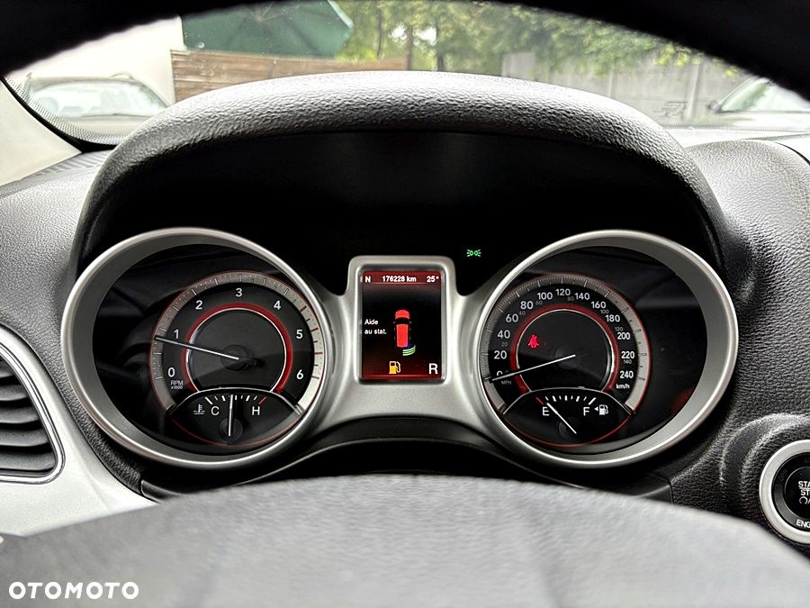 Fiat Freemont 2.0 Multijet Lounge AWD - 35