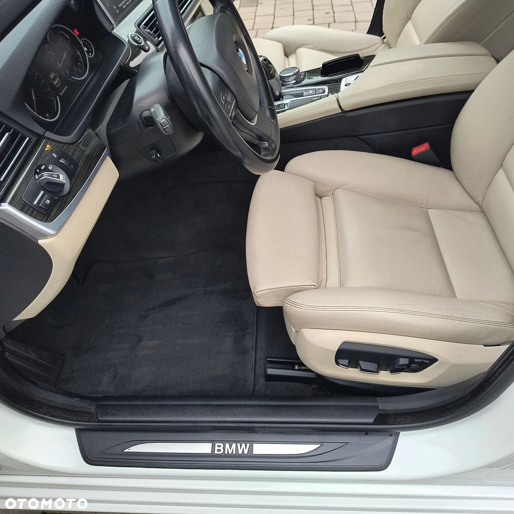 BMW Seria 5 - 37