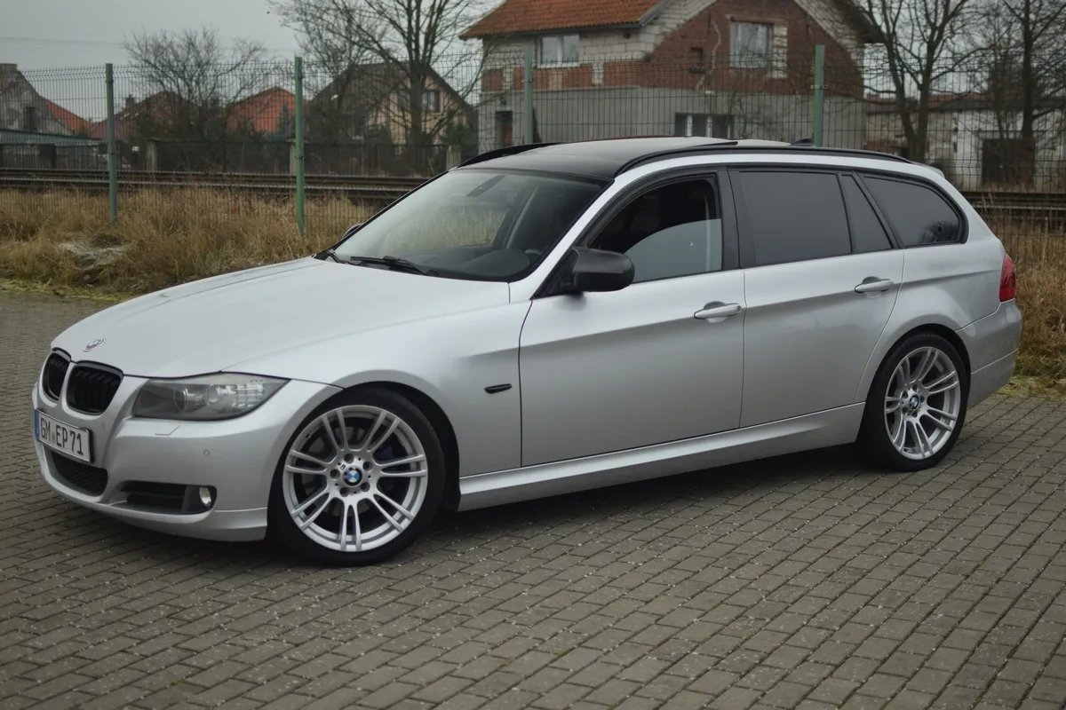 BMW Seria 3 318d DPF Touring - 3