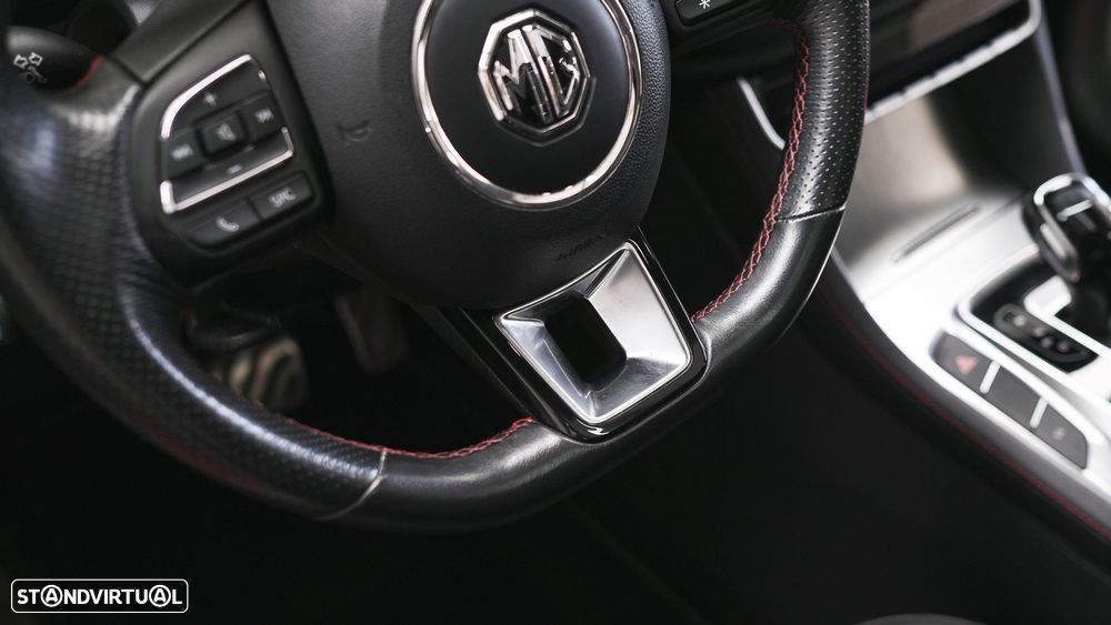 MG EHS 1.5 T-GDI Plug-in Hybrid Luxury - 59