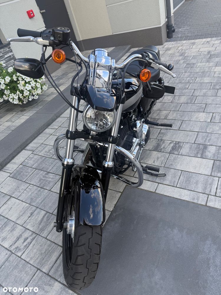 Harley-Davidson Sportster Custom 1200C - 18