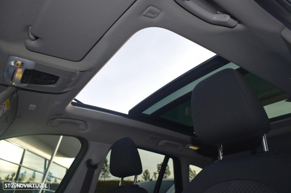 BMW X1 18 d sDrive Auto - 37