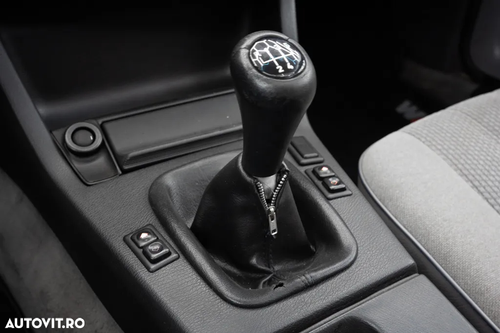 BMW Seria 3 - 26
