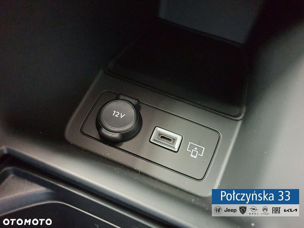 Peugeot 408 - 13
