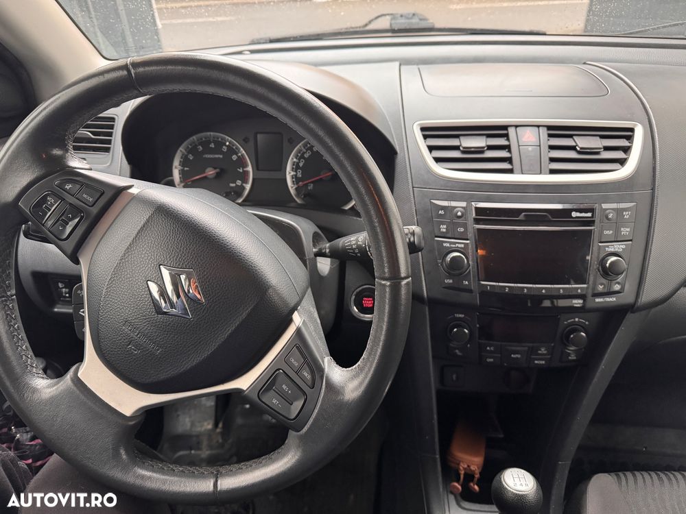 Suzuki Swift 1.2 GLX - 12