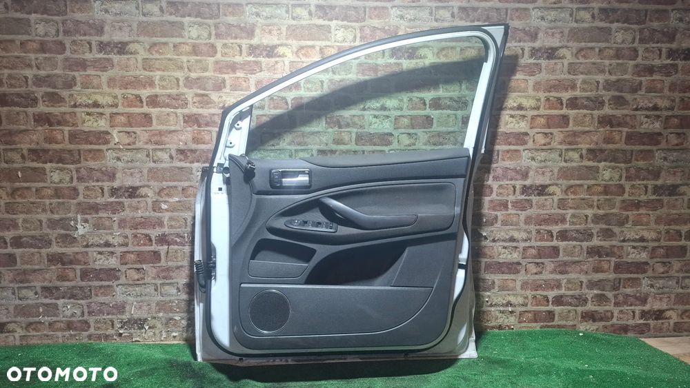 DRZWI PRZÓD PRAWE KOMPLETNE FORD KUGA MK1 08/12 KOD 58 - 11