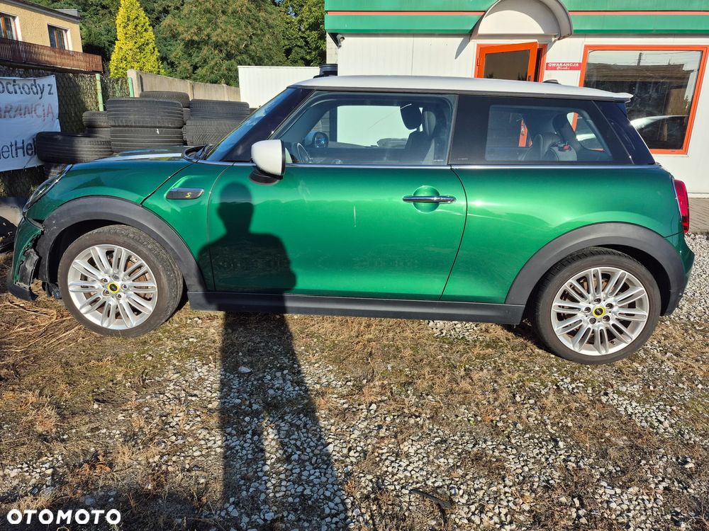 MINI Cooper S Essential Trim - 4
