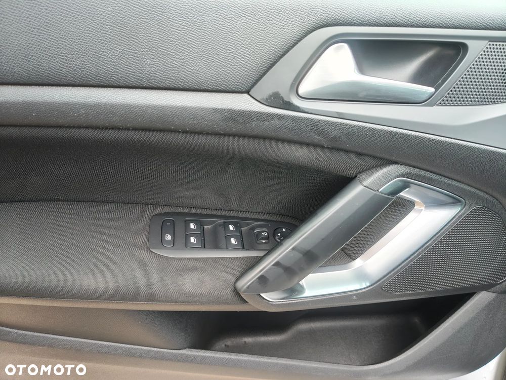 Peugeot 308 - 13