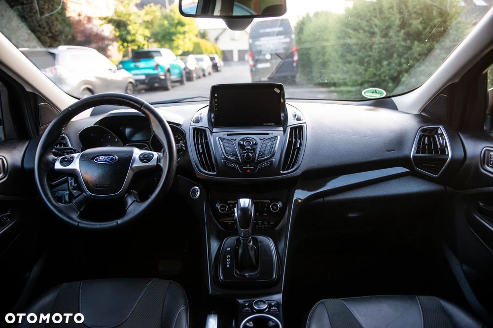 Ford Kuga 2.0 TDCi 4x4 Titanium - 33