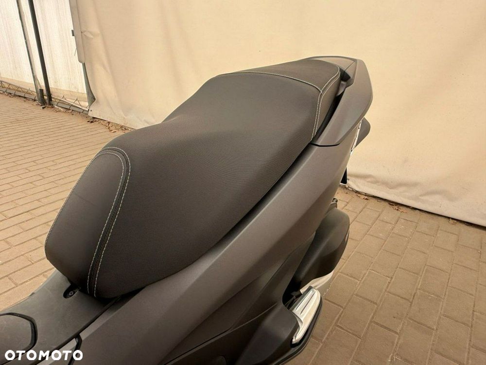 Honda PCX - 12
