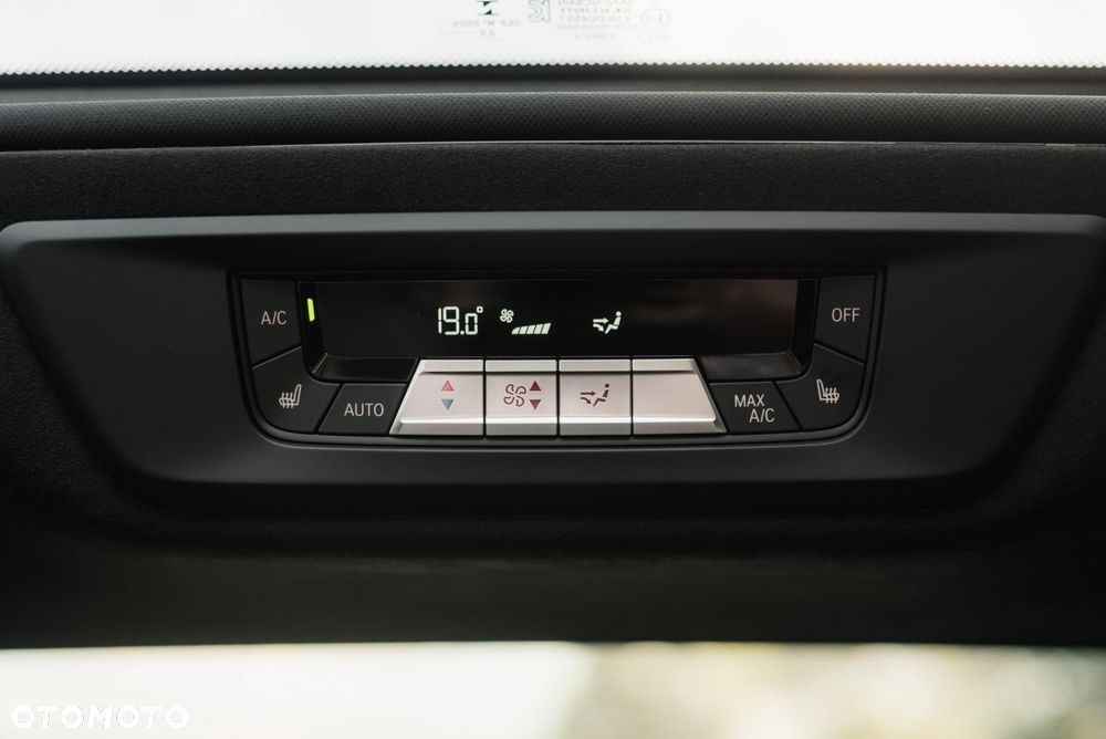 BMW X7 M60i xDrive mHEV sport - 37