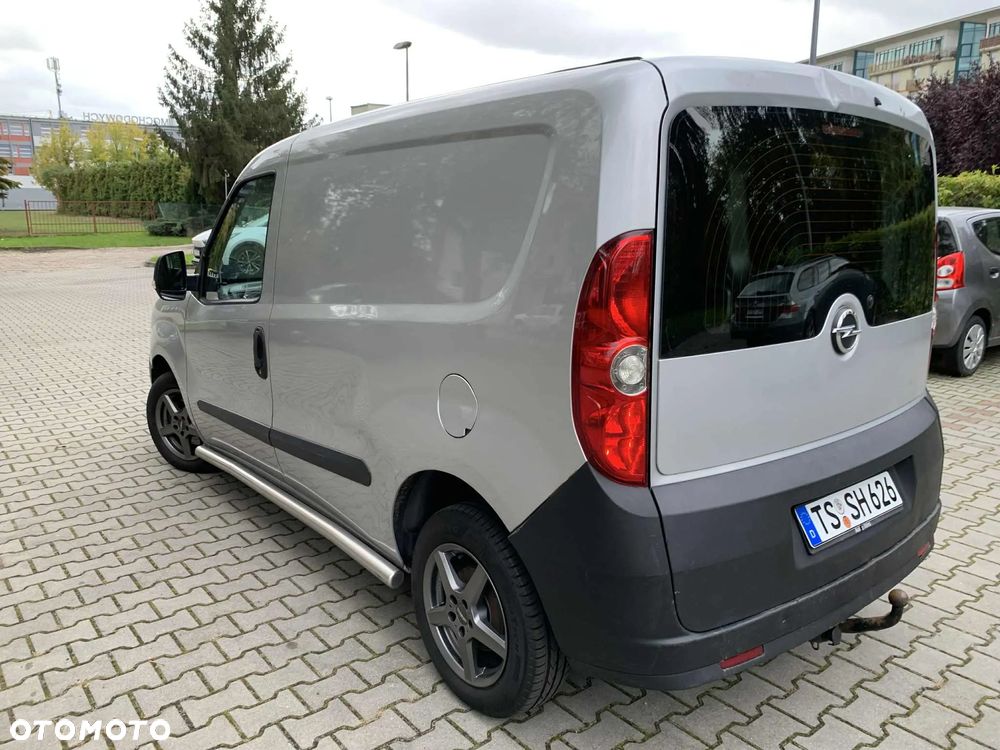 Opel Combo - 14