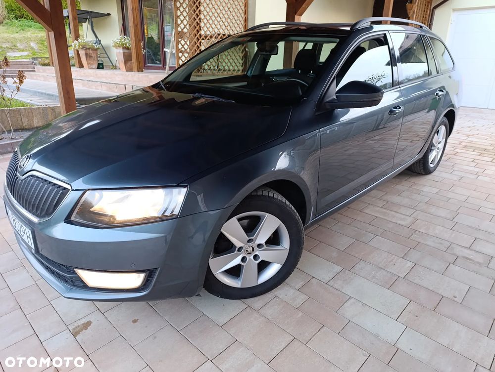 Skoda Octavia 2.0 TDI Edition - 8