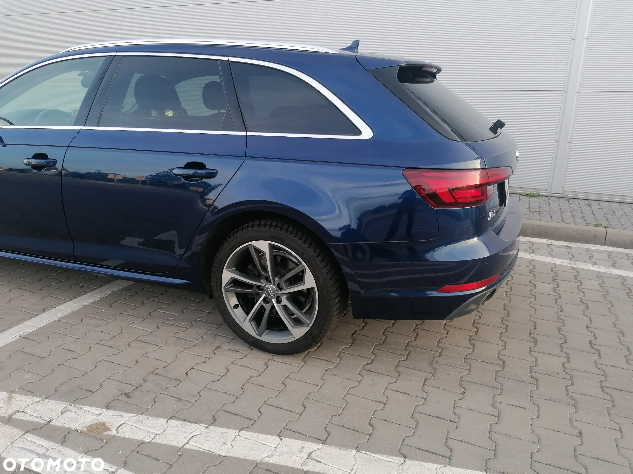 Audi A4 1.4 TFSI Sport S tronic - 4