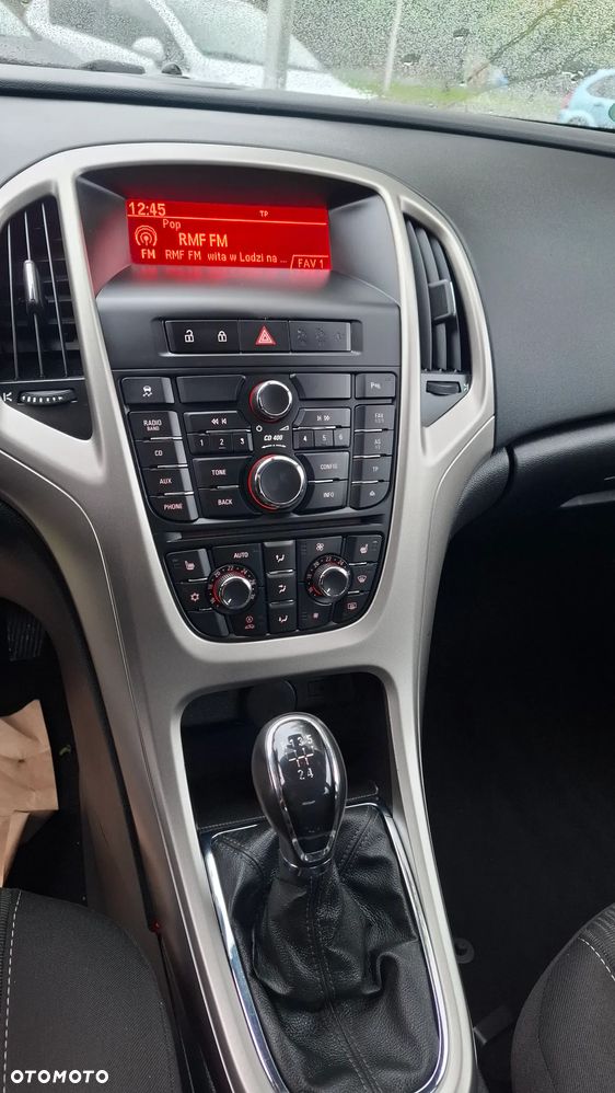 Opel Astra - 11