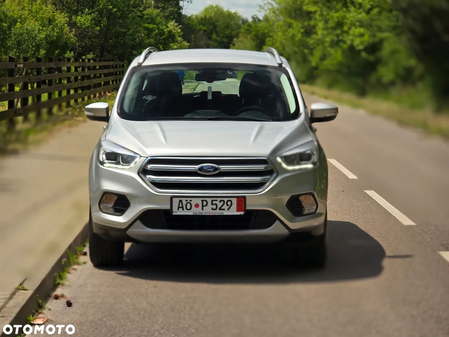 Ford Kuga 2.0 TDCi 2x4 Titanium - 6
