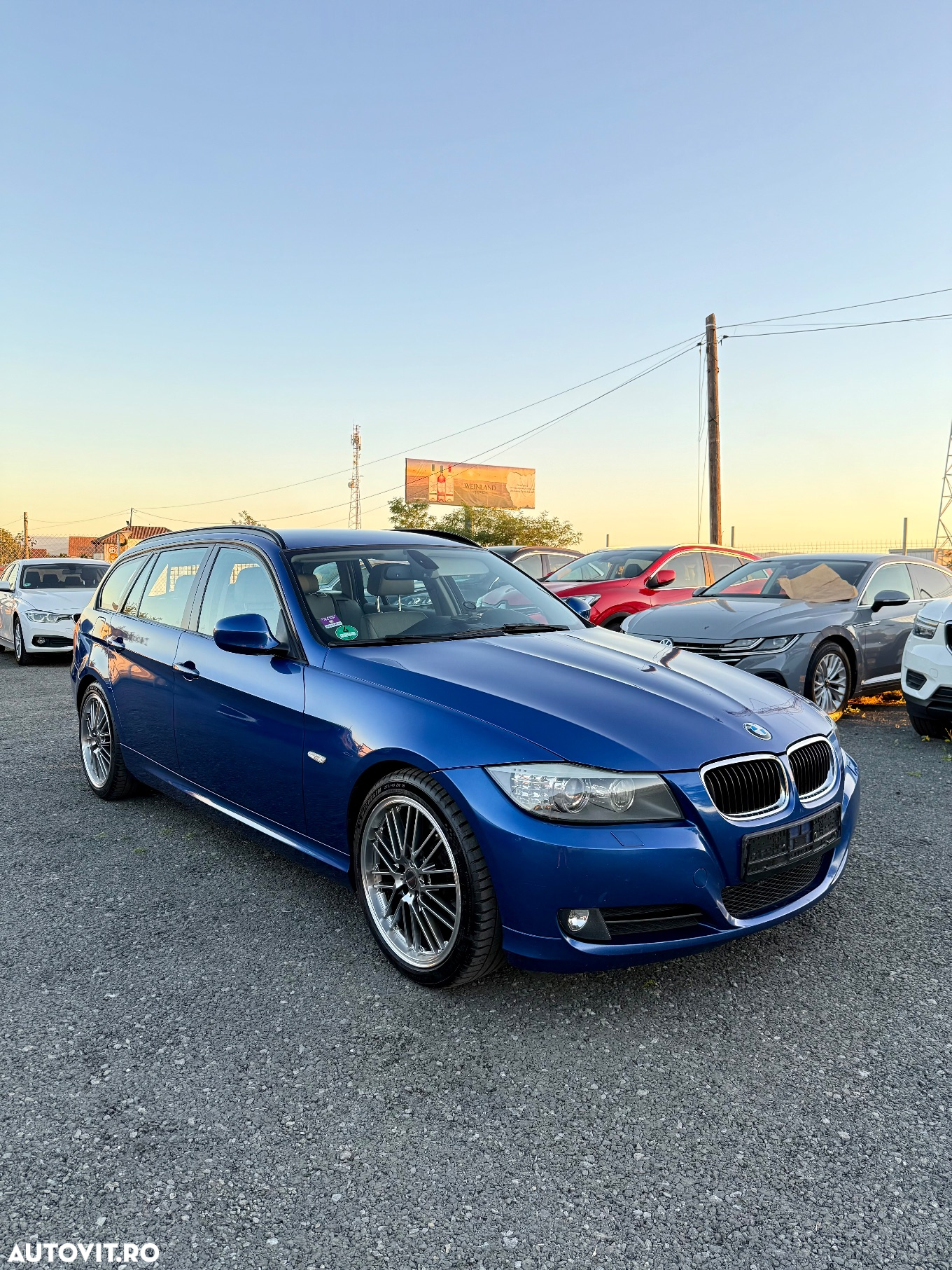 BMW Seria 3 320d DPF Touring - 2