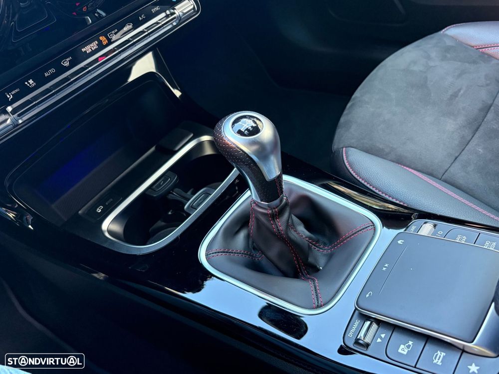 Mercedes-Benz A 200 AMG Line - 50