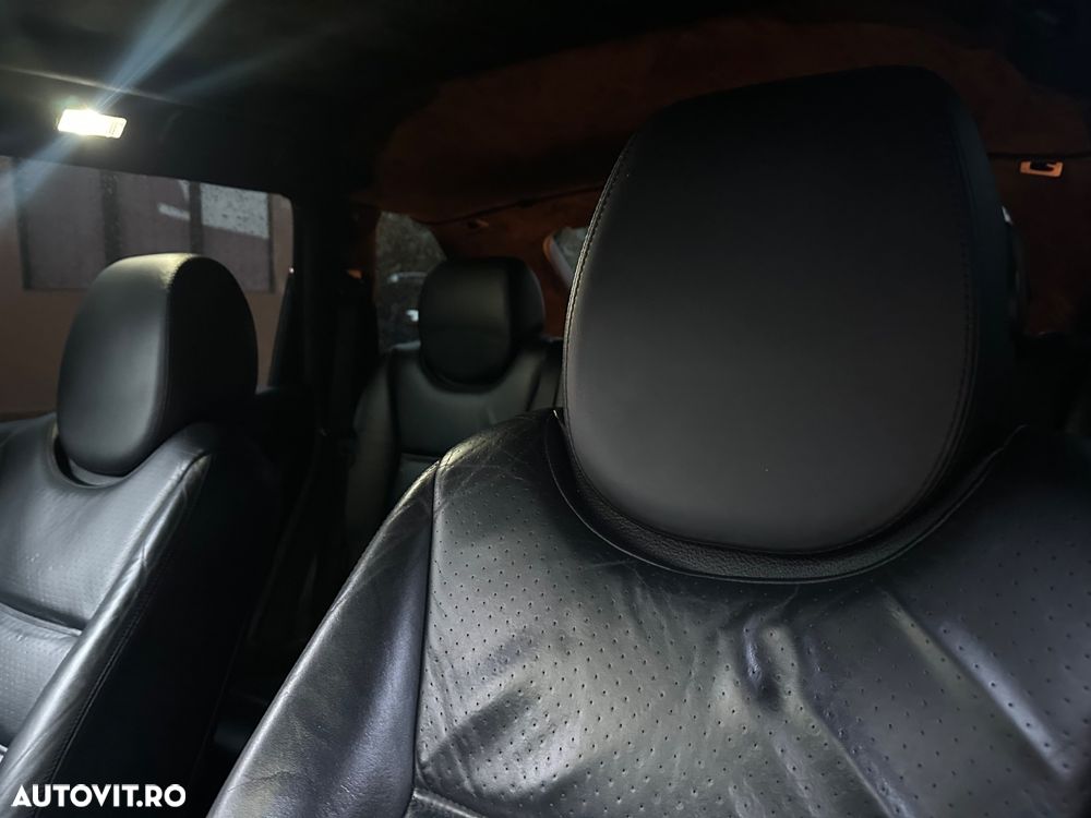 Porsche Cayenne - 12