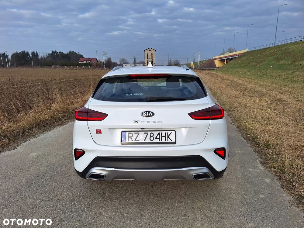 Kia XCeed 1.0 T-GDI M - 15
