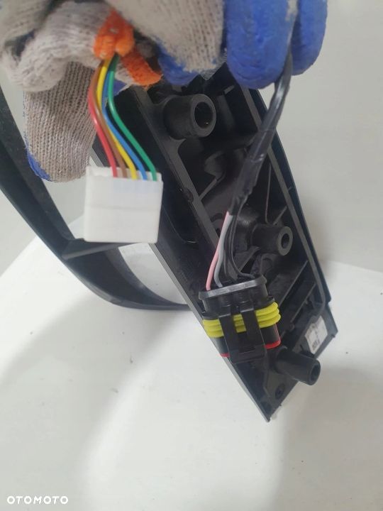 LUSTERKO LEWE ELEKTRYCZNE IVECO DAILY 2014- - 2