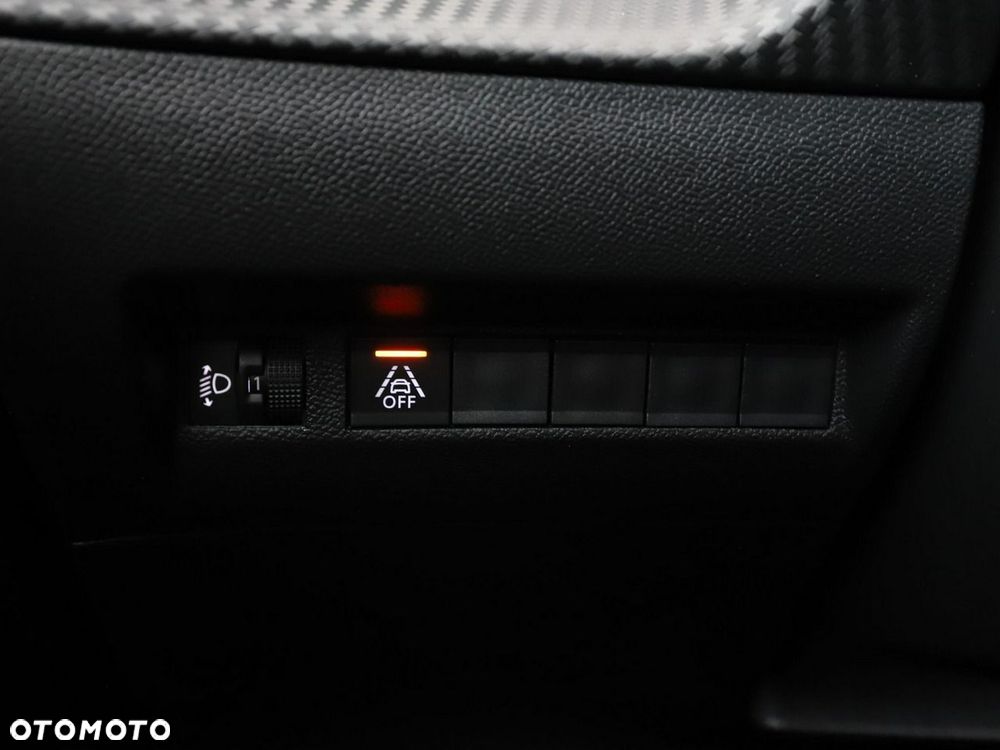 Peugeot 2008 Benzin 100 Allure - 36