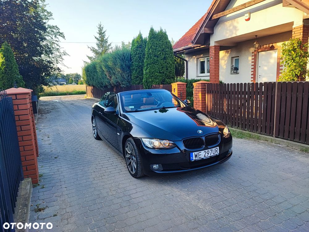 BMW Seria 3 325i - 3