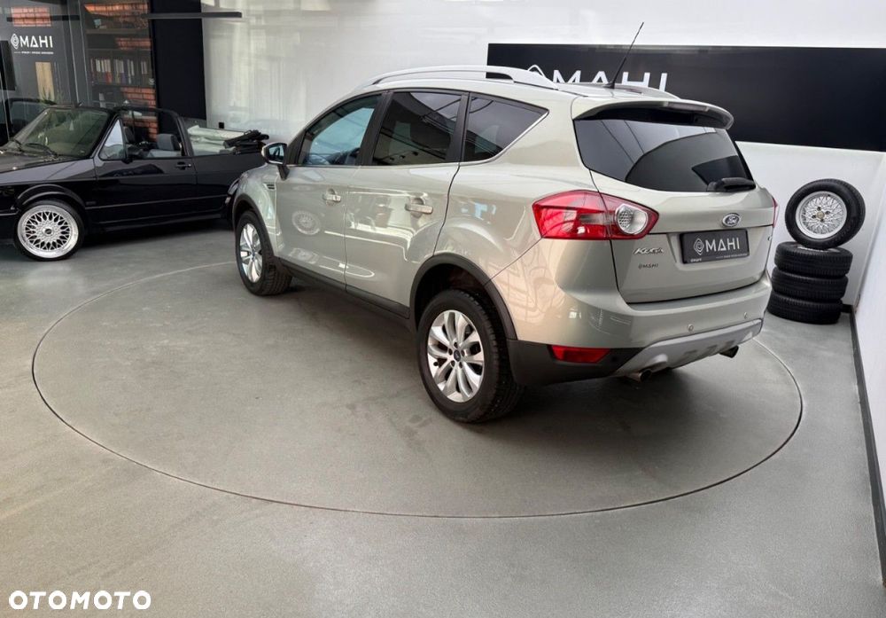 Ford Kuga 2.0 TDCi 4x4 Titanium - 9