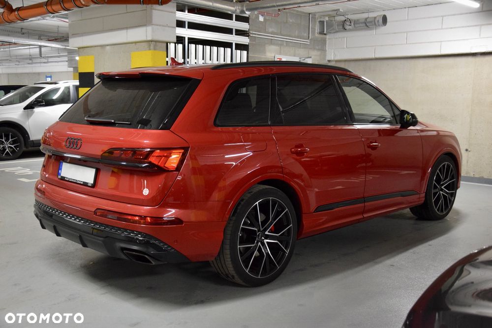 Audi Q7 TFSI e PHEV 360 kW Quattro S Line Tiptr - 9
