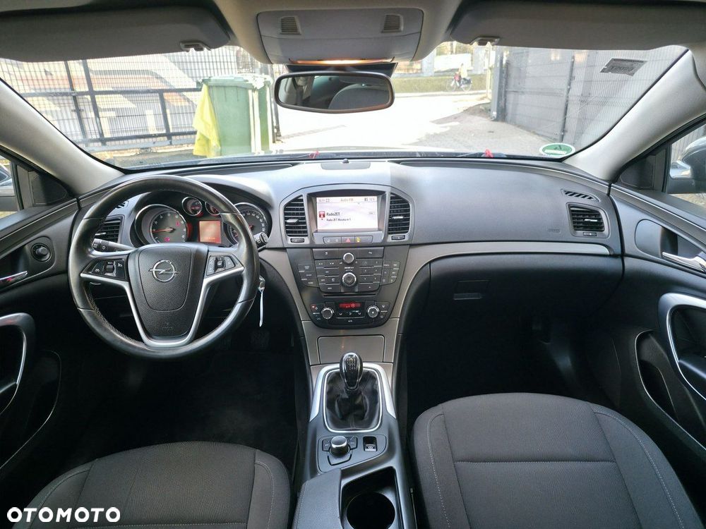 Opel Insignia - 11