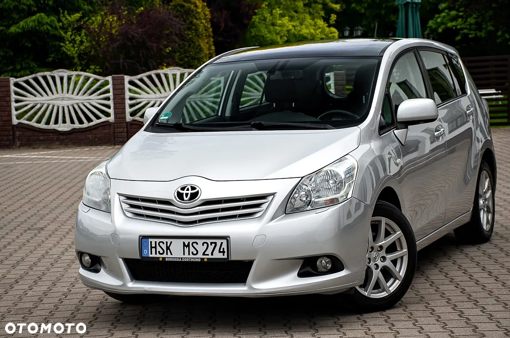 Toyota Verso 1.8 Premium 7os - 6