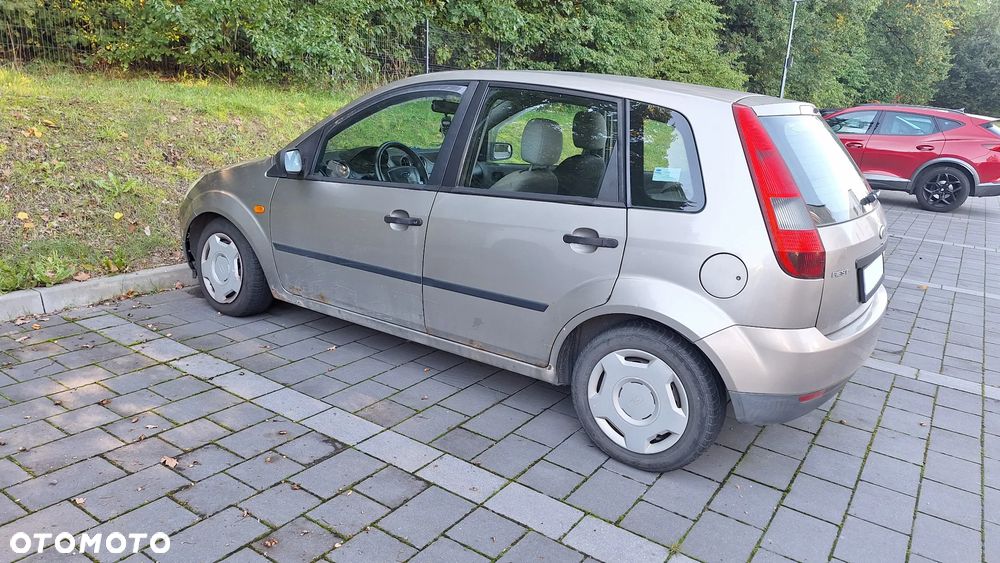 Ford Fiesta - 4