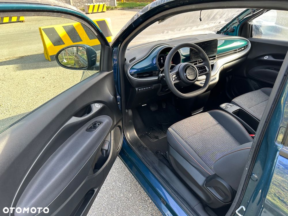Fiat 500e - 11