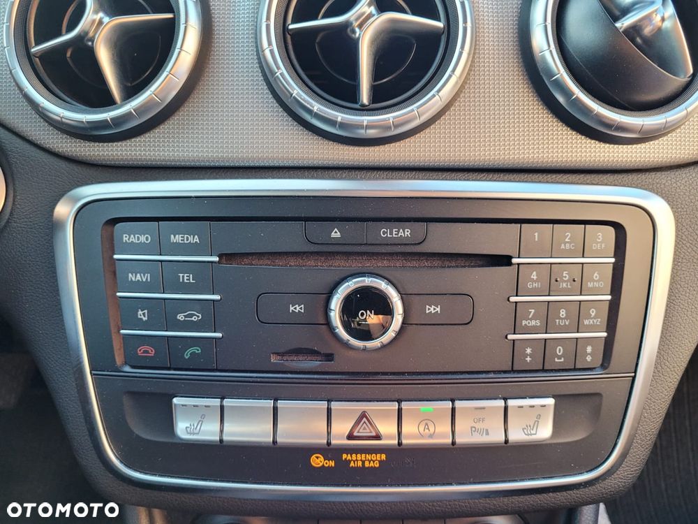 Mercedes-Benz CLA Shooting Brake 200 (CDI) d - 23