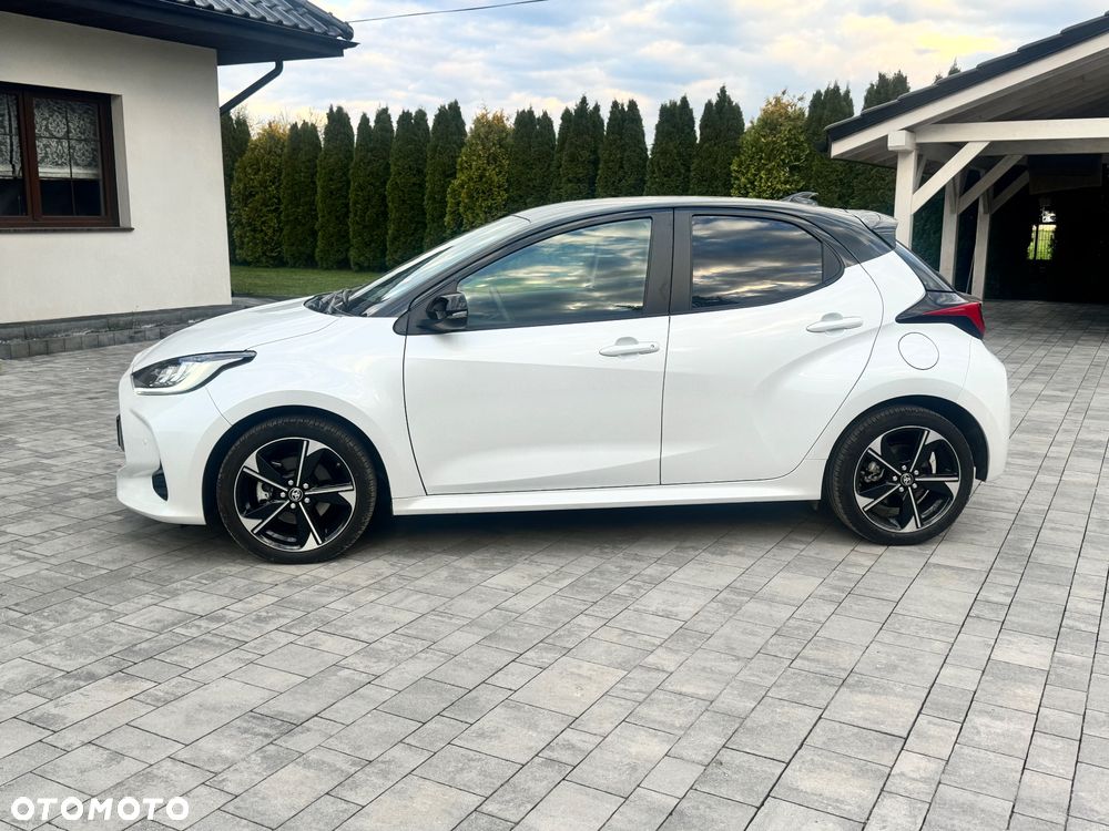 Toyota Yaris Hybrid 1.5 Executive - 11