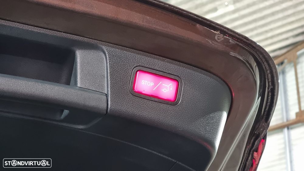 Mercedes-Benz GLA 200 CDi Urban Aut. - 27