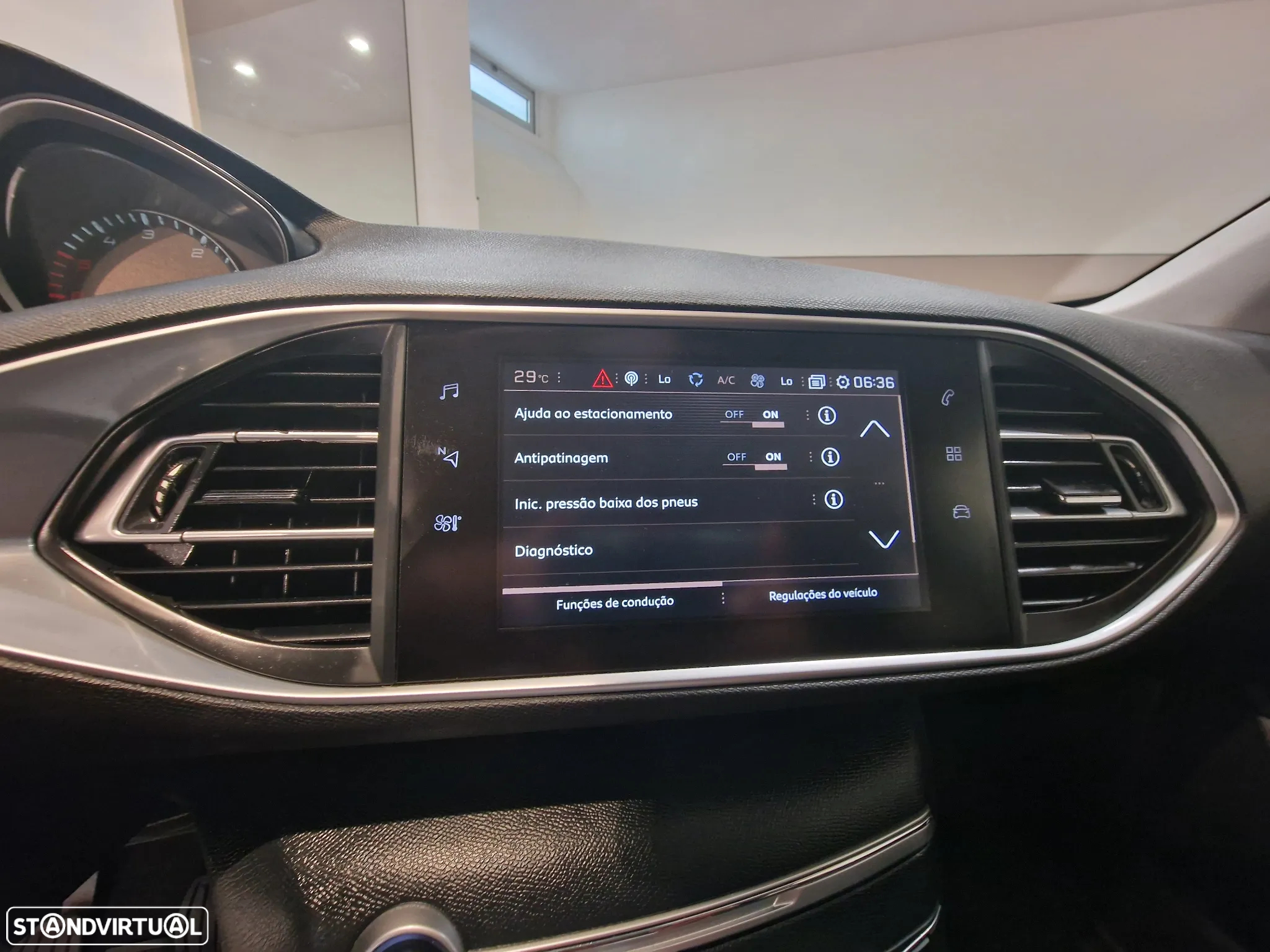Peugeot 308 SW BlueHDi 100 Stop & Start Business-Line - 15