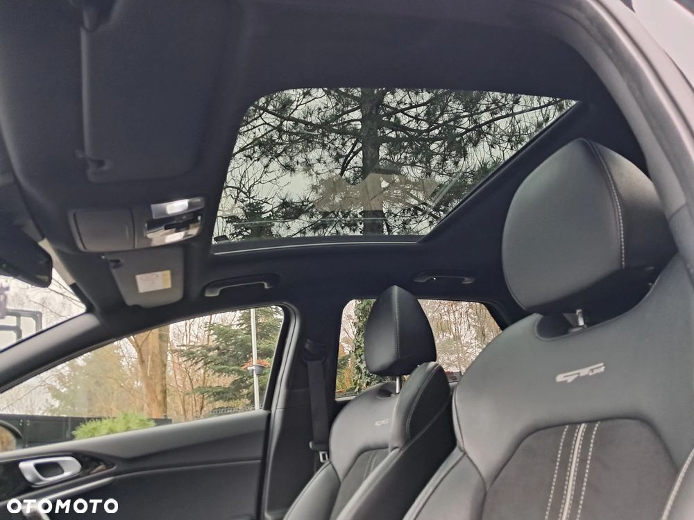 Kia ProCeed 1.5 T-GDI OPF GT LINE - 24