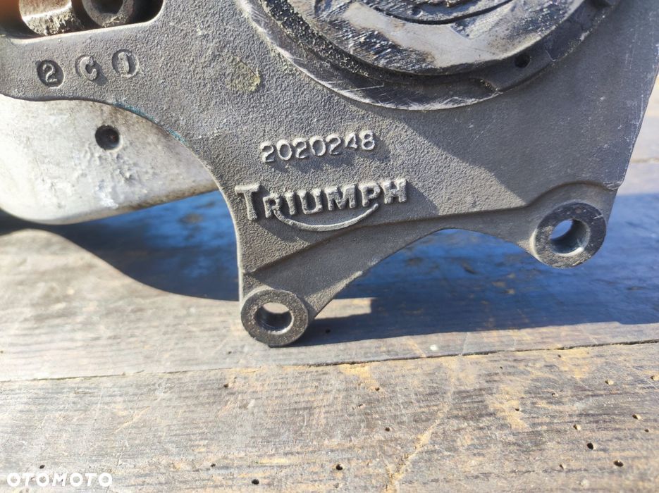 Tylny wahacz jednostronny do motocykla Triumph Sprint ST  955i - 6
