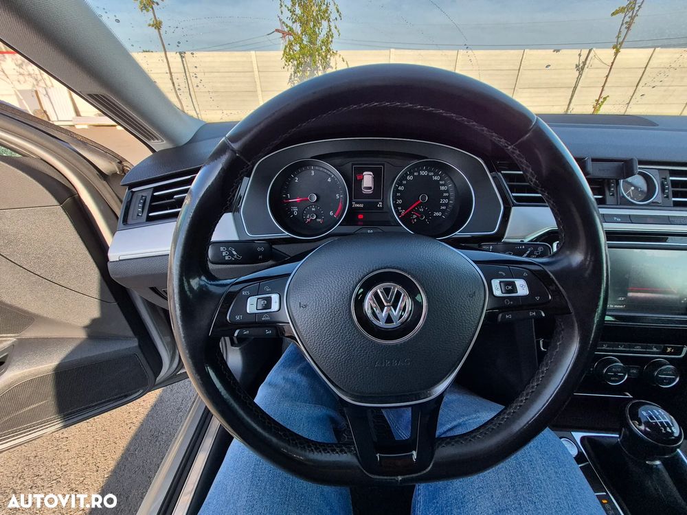 Volkswagen Passat Variant 2.0 TDI Highline - 4