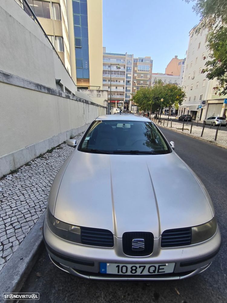 SEAT Leon 1.6 Signo - 4