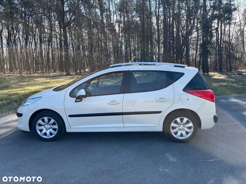 Peugeot 207 75 Filou - 27