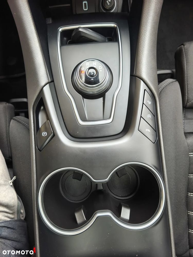 Ford Mondeo 2.0 EcoBlue Titanium - 26