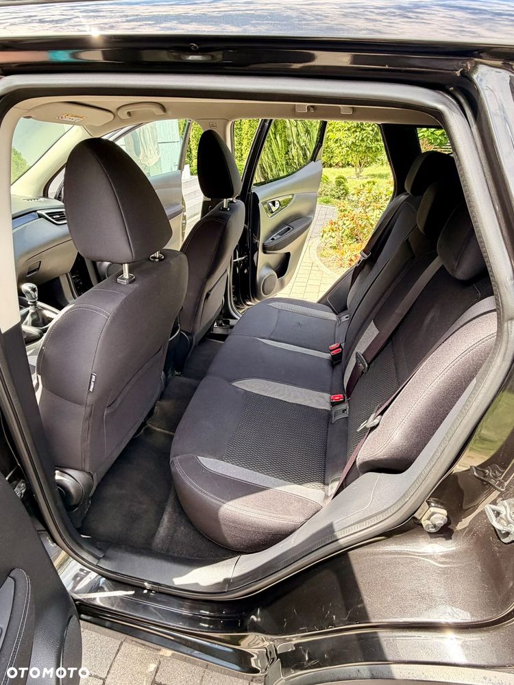 Nissan Qashqai 1.2 DIG-T N-Connecta EU6 - 4