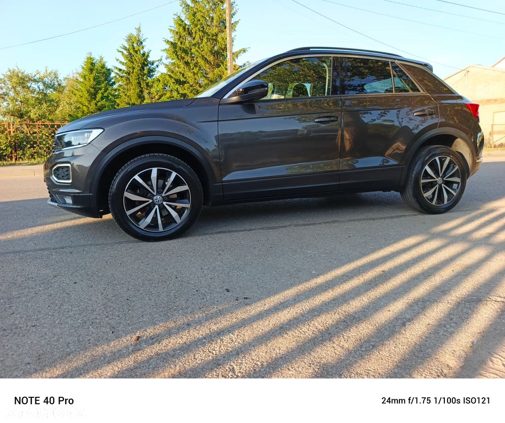 Volkswagen T-Roc - 16
