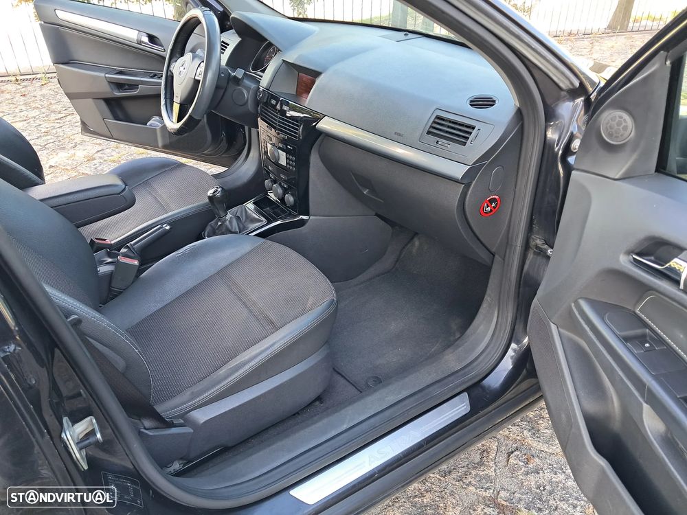 Opel Astra 1.7 CDTi Cosmo ecoFLEX - 25