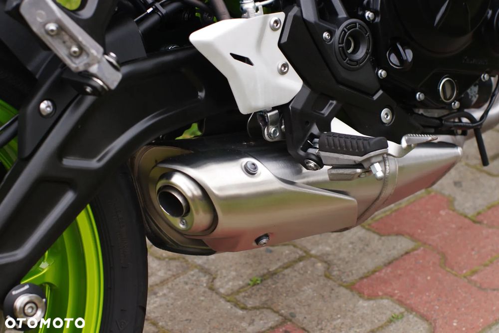 Kawasaki Z 650 - 6